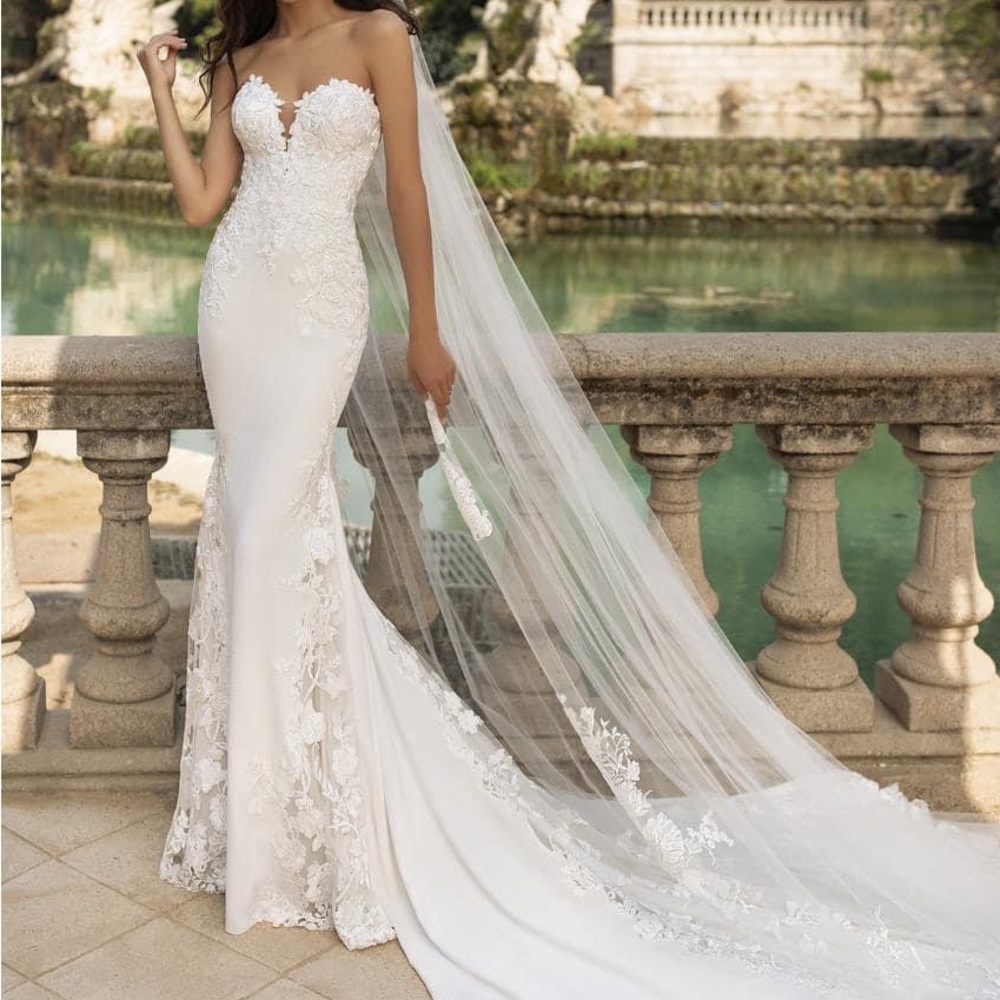 Pronovias Epico wedding gown